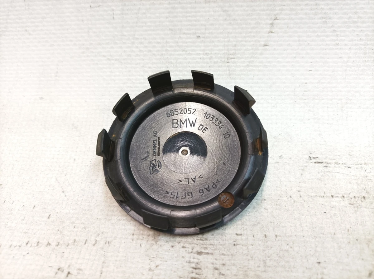 Wheel hub cap with blue ring BMW I3 36136852052