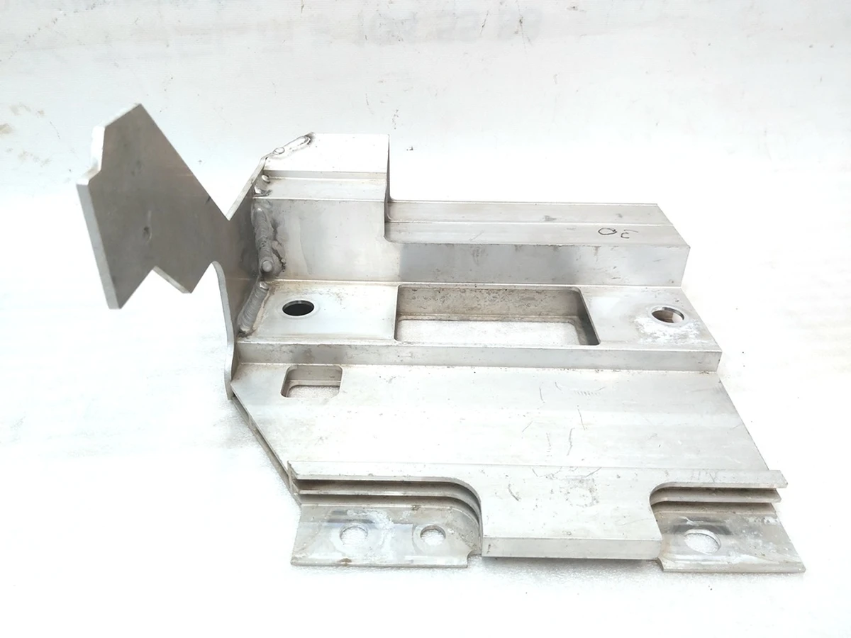 Sill reinforcement, right with damage BMW i3 39206873786