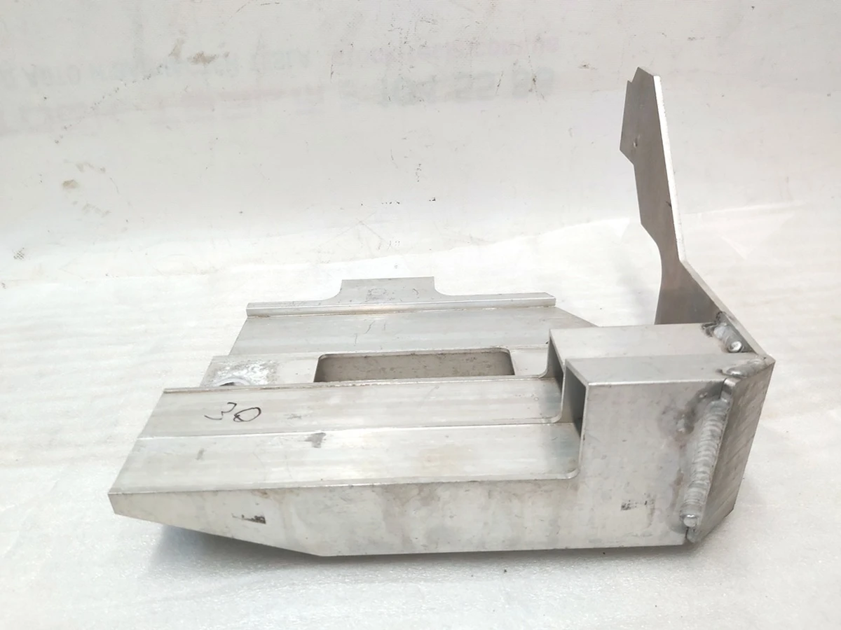 Sill reinforcement, right with damage BMW i3 39206873786