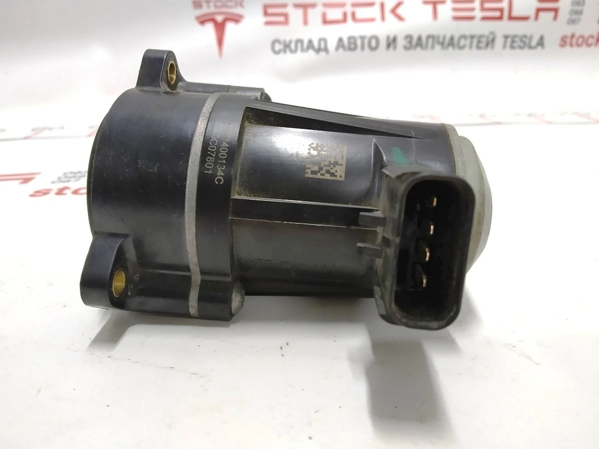 1 Моторчик супорта гальма стоянки BREMBO 40C07812 40C0741 з пошкодженням Tesla Model S, Model S REST, Model X 1021252-00