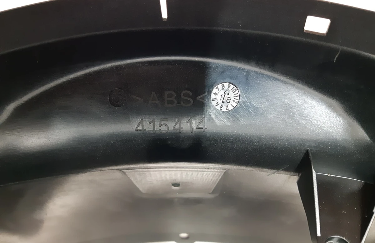 2 Кожух модуля управління рульовою колонкою Tesla Model S REST, Model X 1057356-00-B