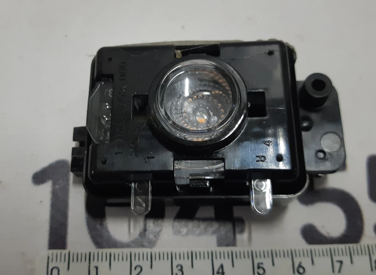 5 Ліхтар підсвічування салону задній лев прав Tesla model S, model S REST 1002484-00-C