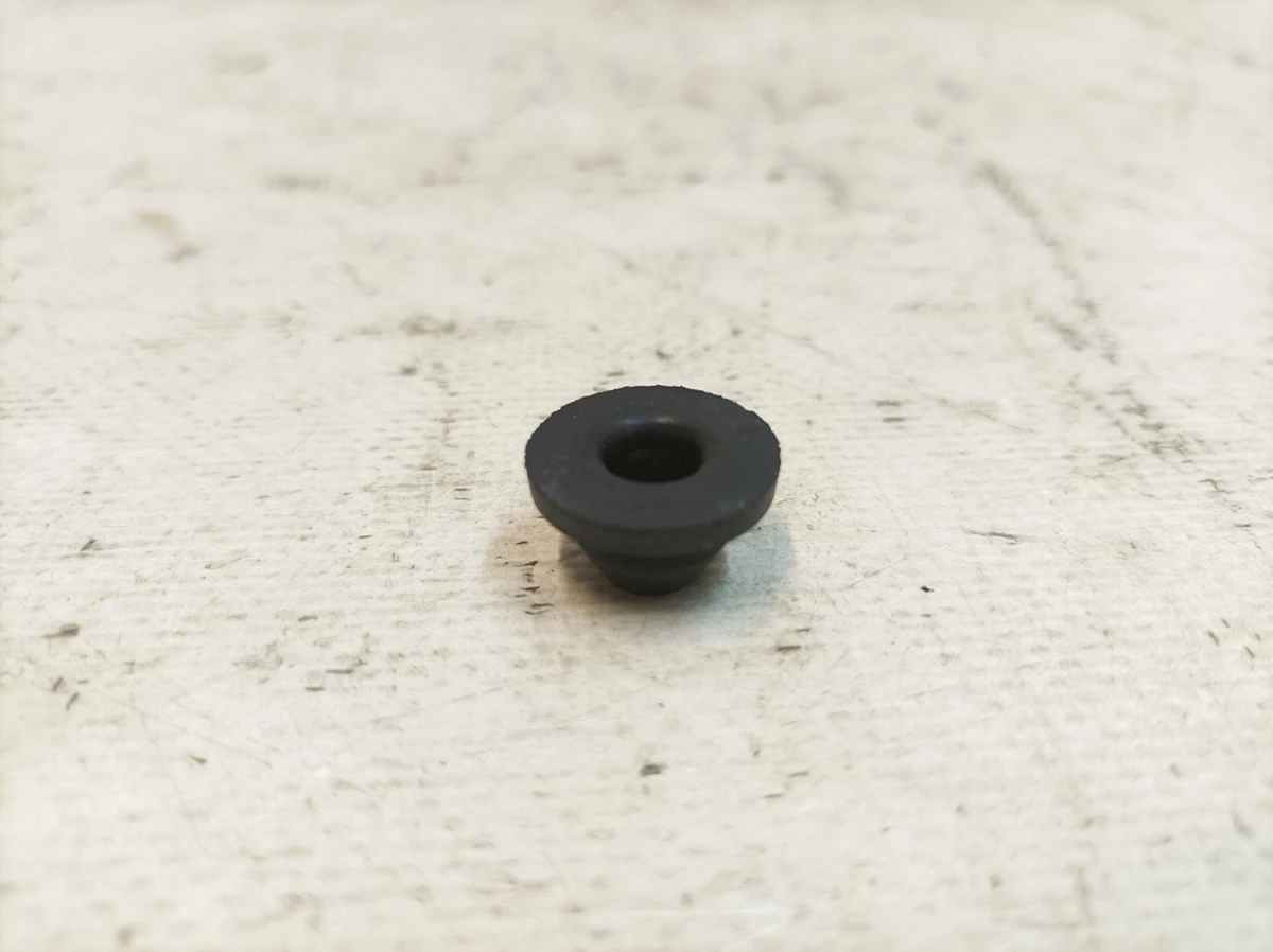 Washer pump seal 12X6,5 Audi Q7 443955465