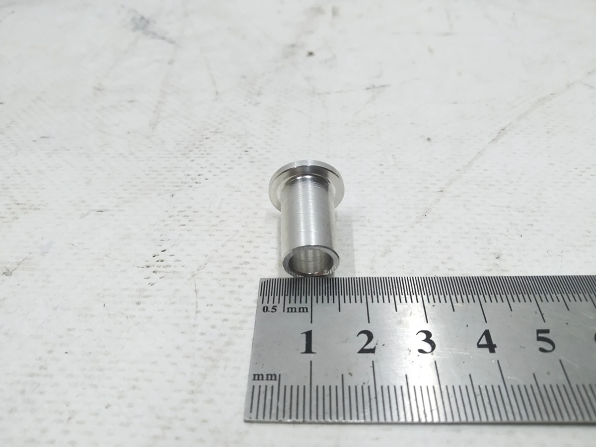 Sleeve of the bellows of the bracket of the pump of the cooling system Audi E-tron 4H0129381