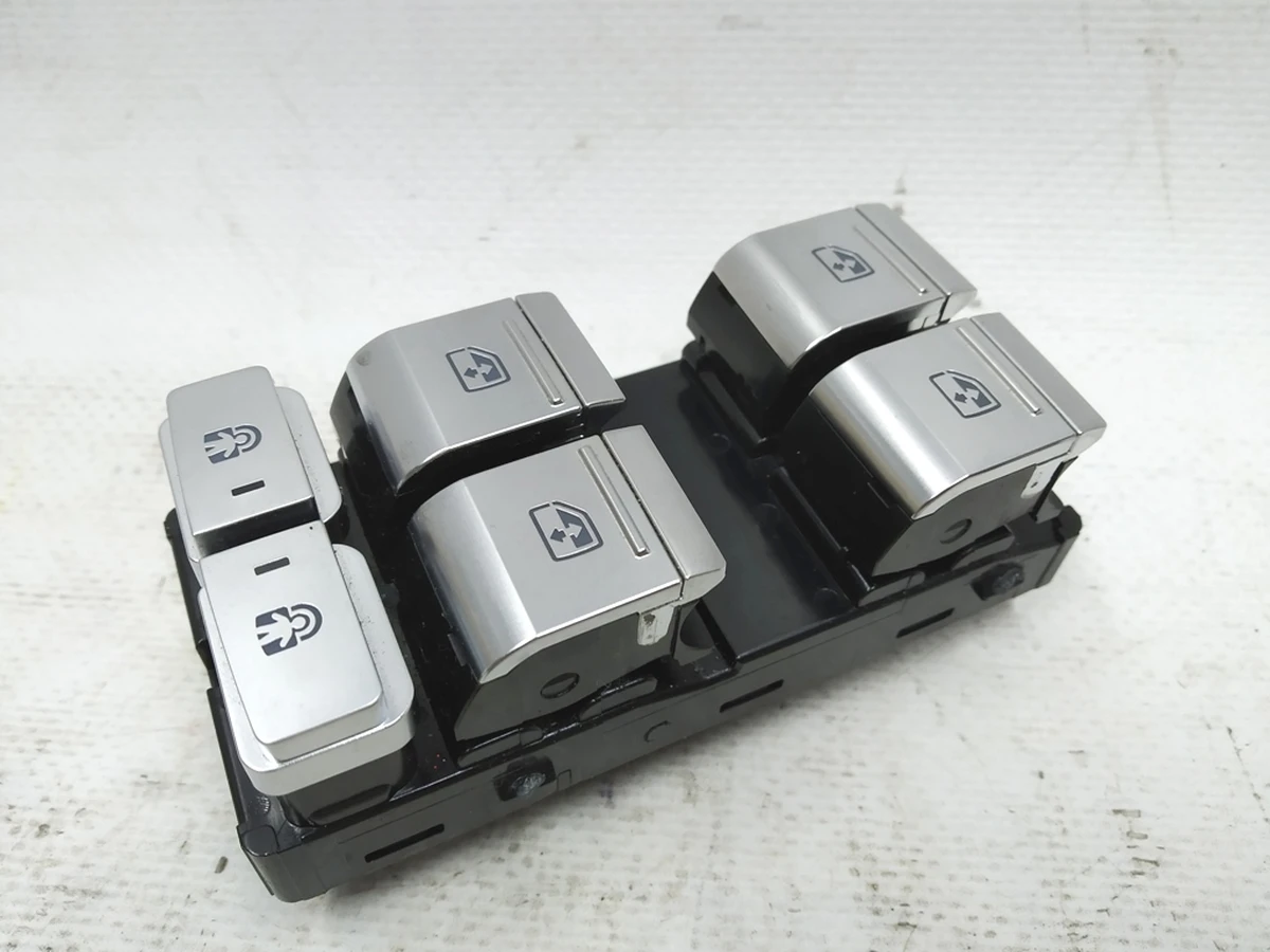 Driver's door power window control unit Audi E-tron 4K0959851C