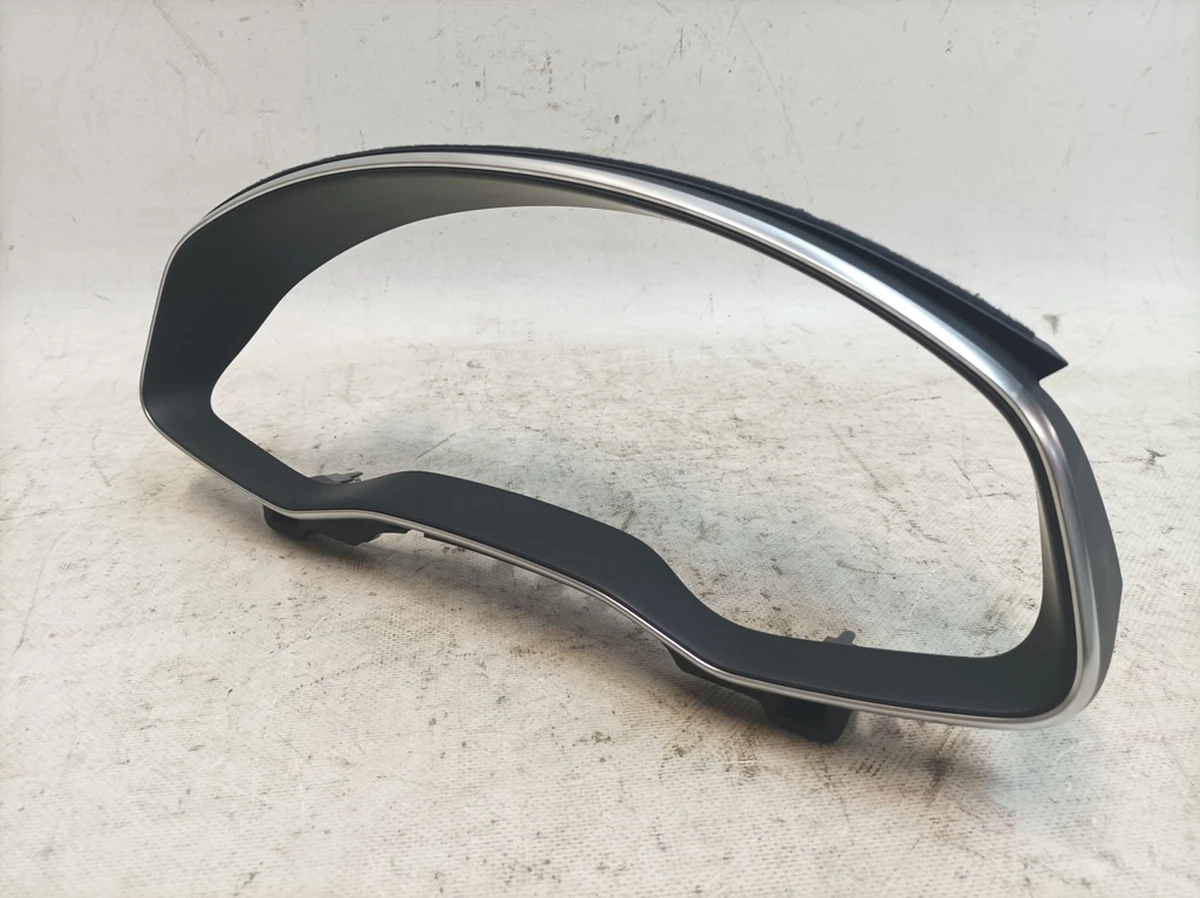 Накладка корпуса комбинации приборов Audi A7 4K1857115