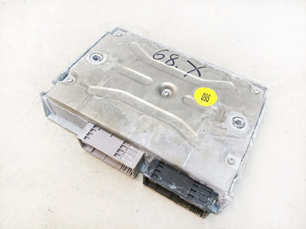 Блок диагностического интерфейса данных (поврежден) Audi E-tron 4K1907468D