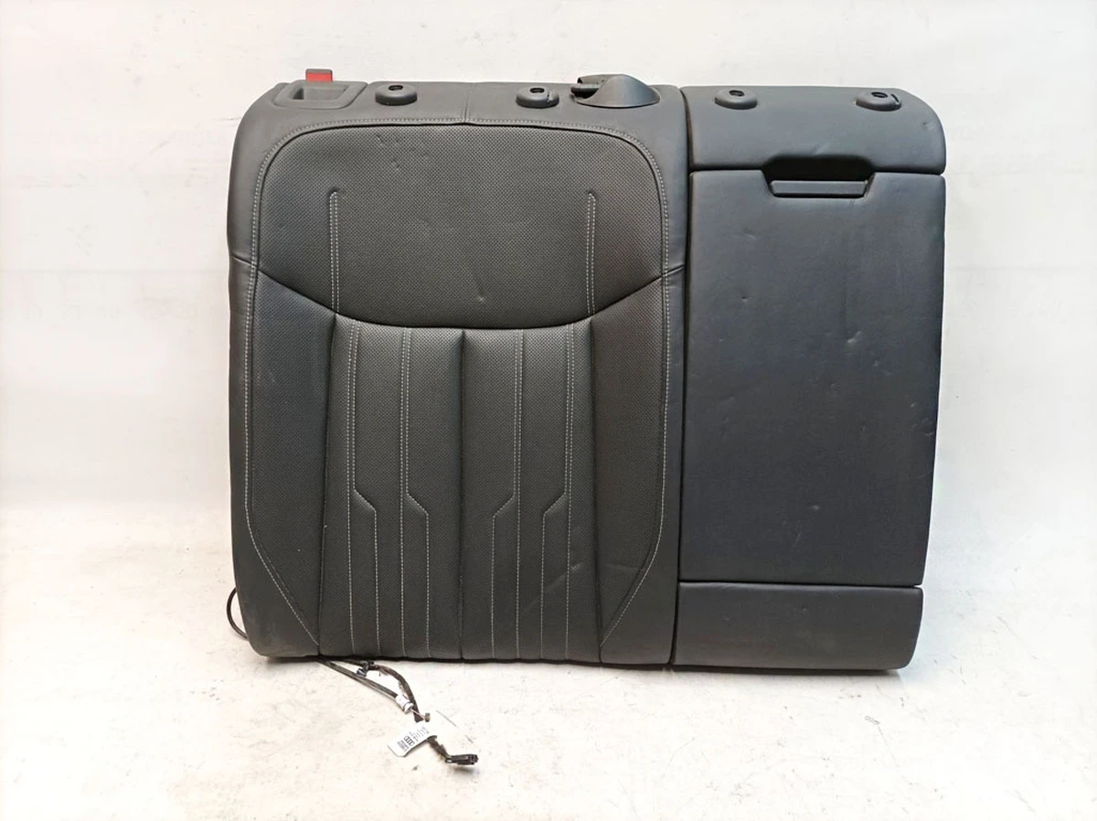 Second row seat back right with armrest assembly (small dents on the leather) SLI Audi E-tron 4K8885816K