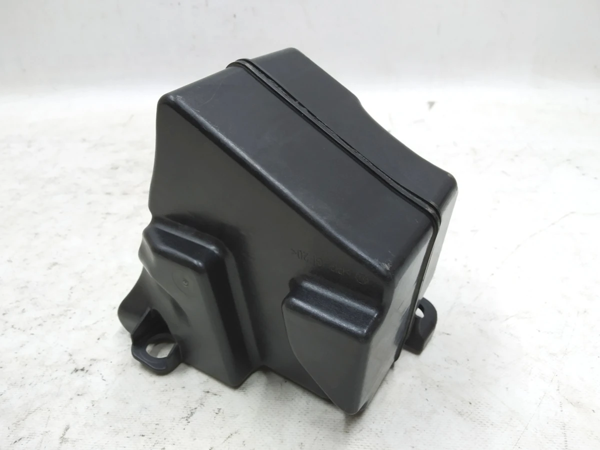 Акустична система для створення шуму двигуна Audi E-tron 4KE035916