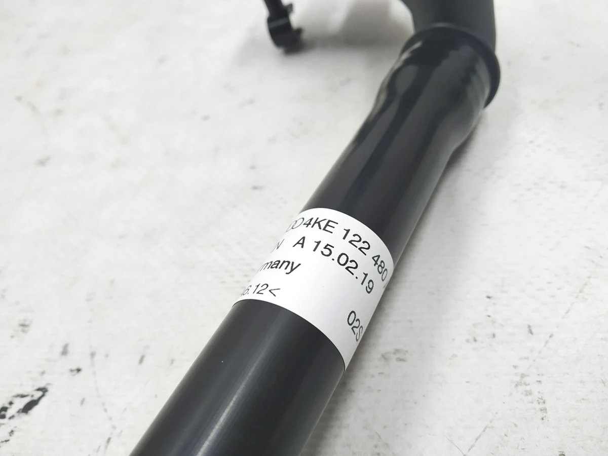 Трубопровід системи охолодження Audi E-tron 4KE122480AL