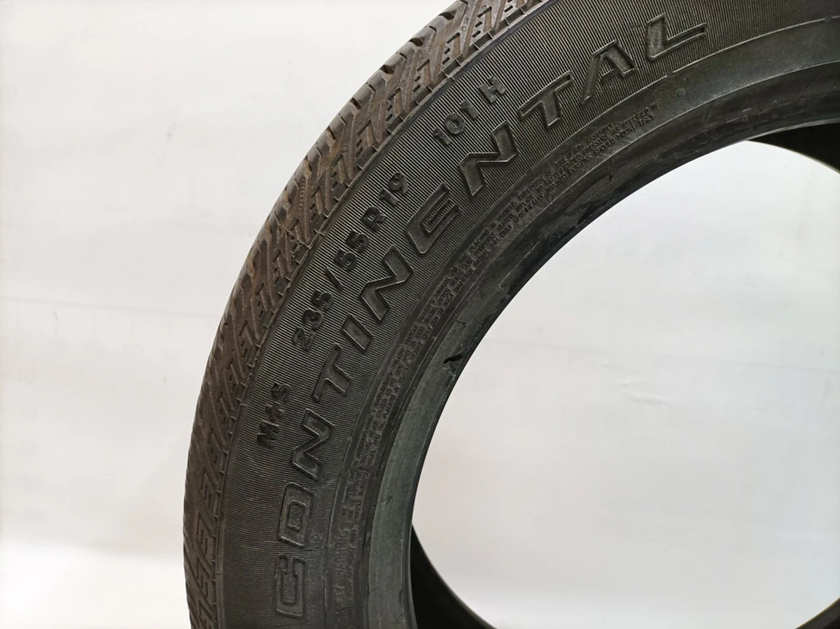 Tire Continental Cross ContactLX Sport 235/55 R19 101H (4.54mm) Audi E-tron 4KE601307J