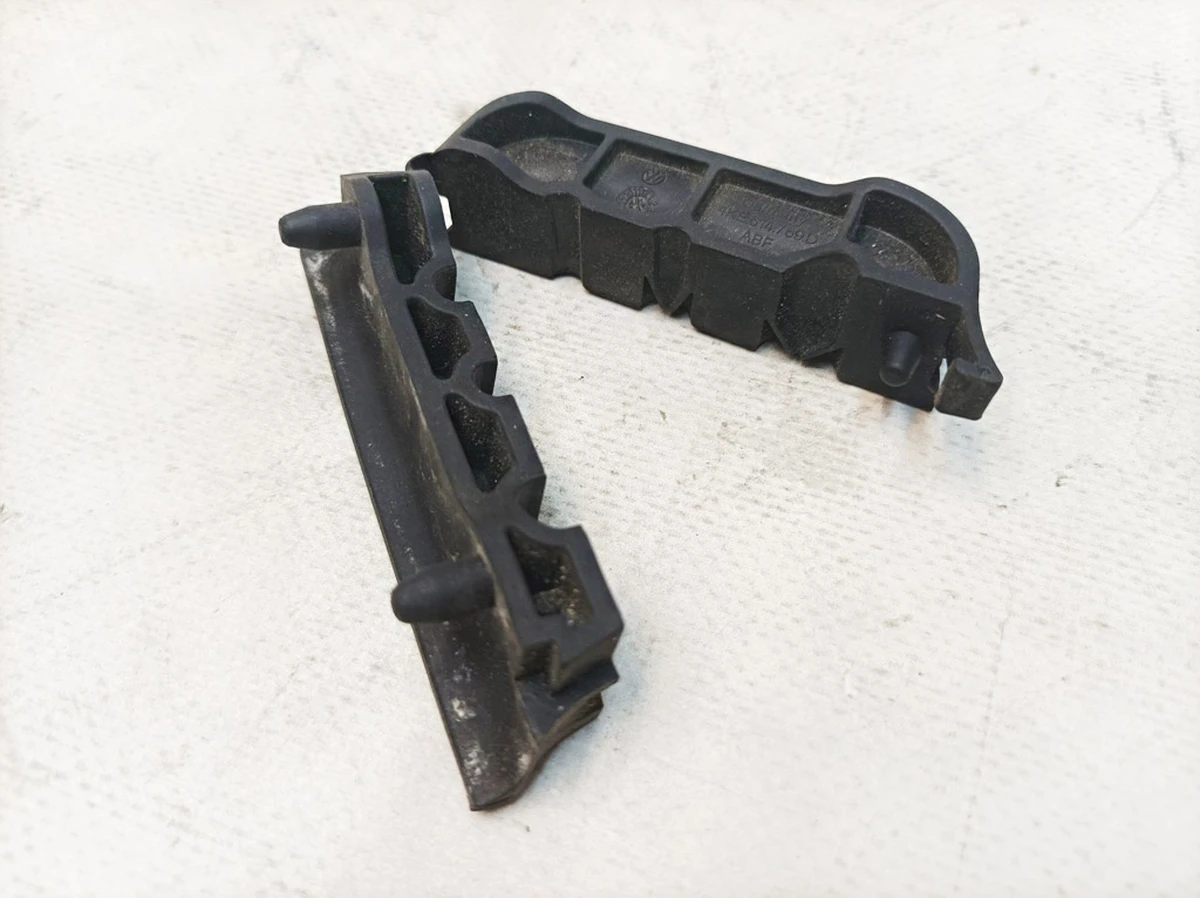 Тримач гальмівного трубопроводу Audi E-tron 4KE614769D