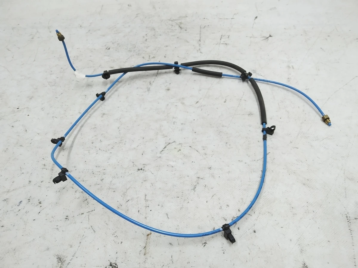 Трубопровід пневмосистеми 4ММ синій Audi E-tron 4KE616712D