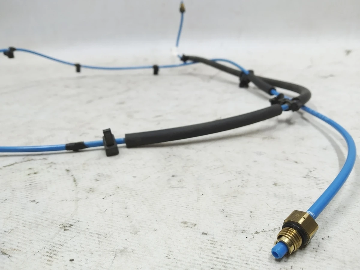 Трубопровід пневмосистеми 4ММ синій Audi E-tron 4KE616712D