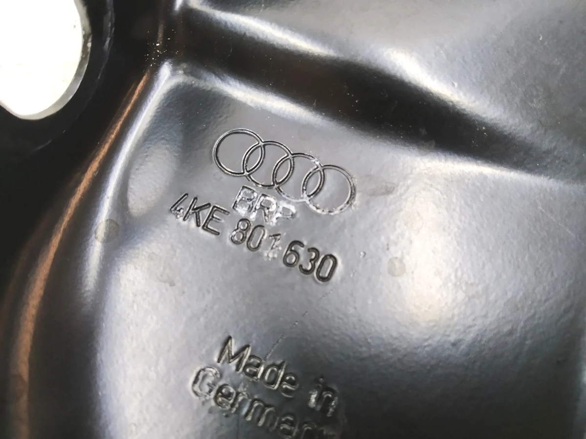 Bracket HV battery right Audi E-tron 4KE801630