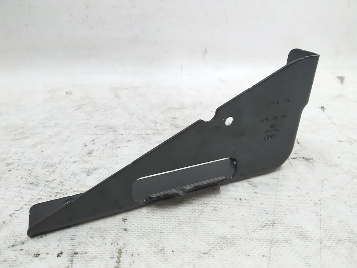 Bracket connector left Audi E-tron 4KE805209