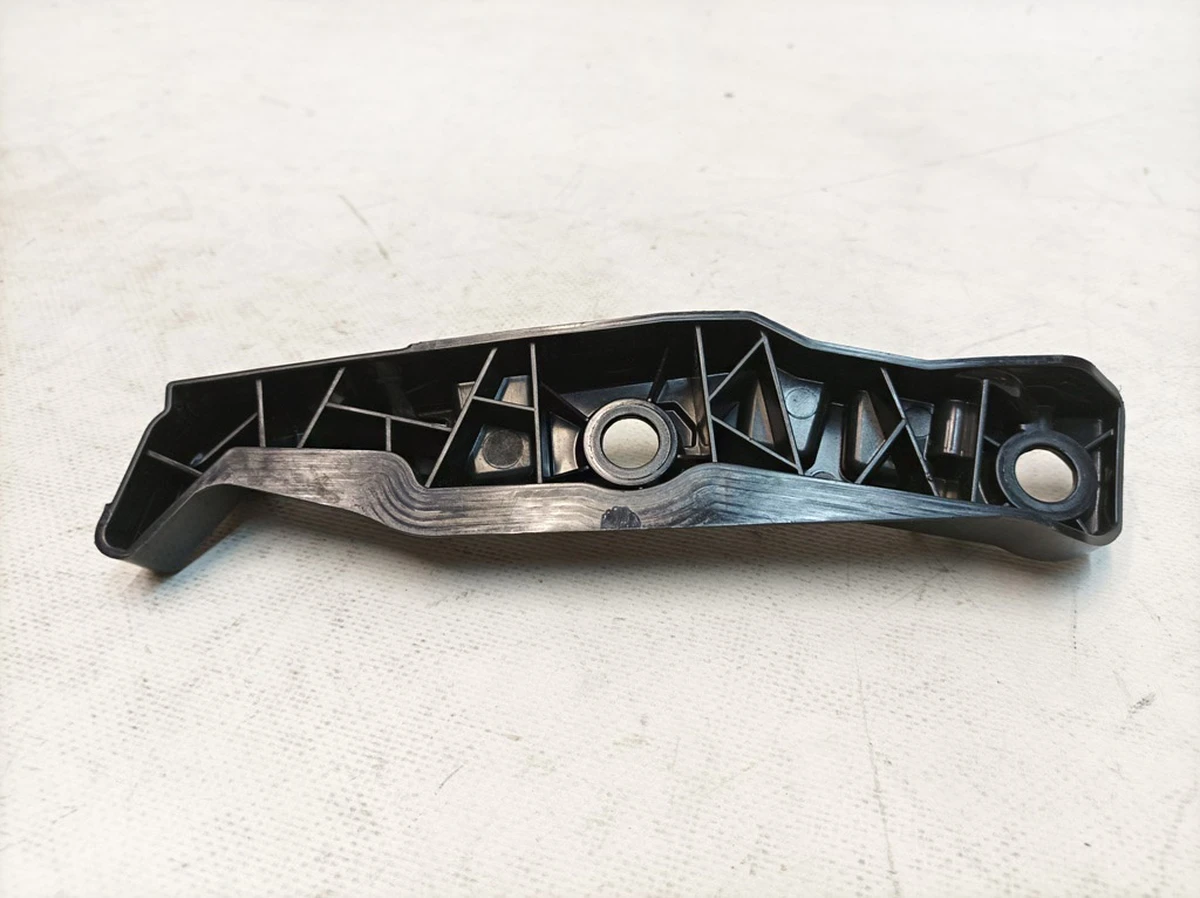 Направляющая бампера переднего левая Audi E-tron 4KE807283