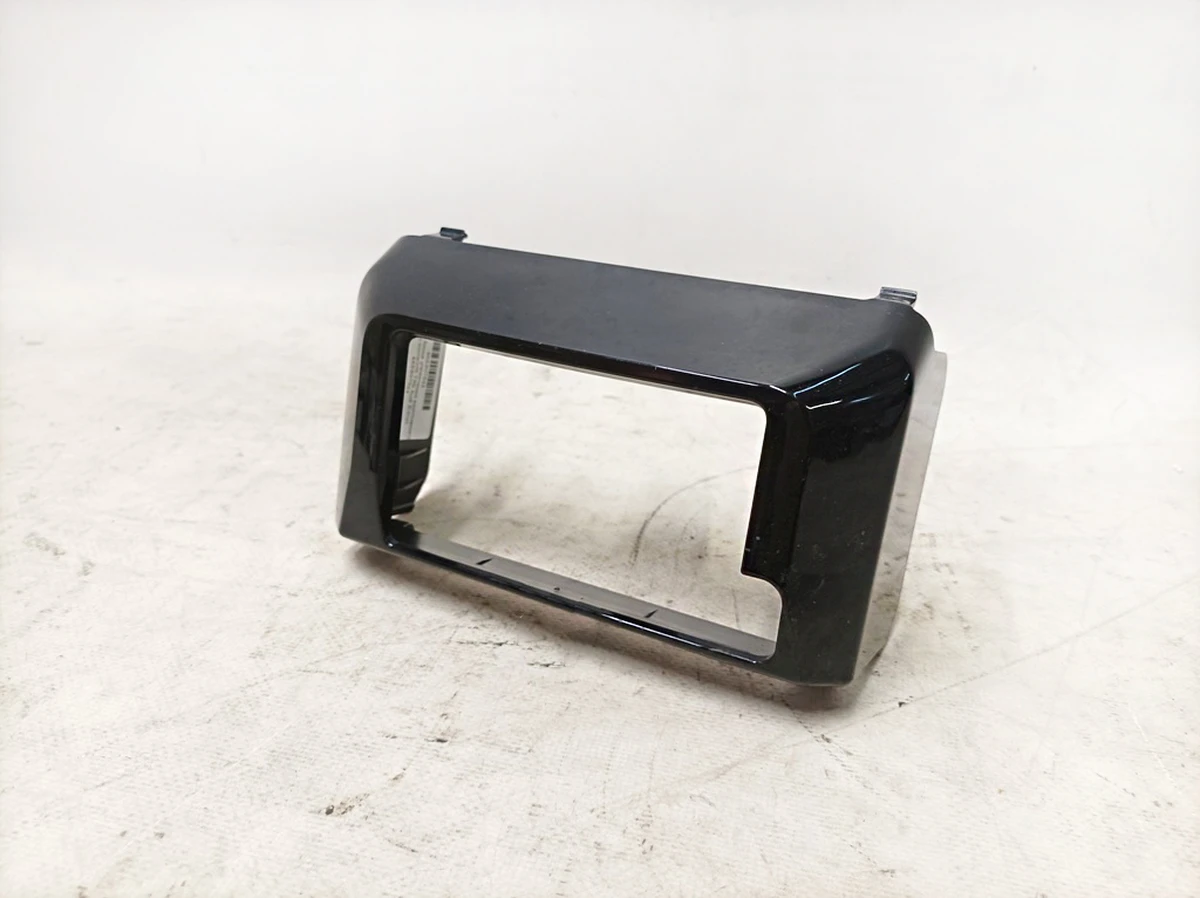 Накладка блока управления адаптивного круиз-контроля Y9B Audi E-tron 4KE807644