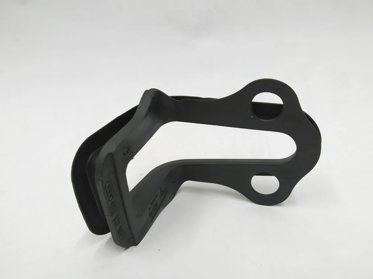 Накладка замка двері передньої ліва права Audi E-tron 4KE837087