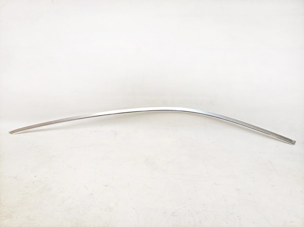 Молдинг двери передней левой верхний Audi E-tron 4KE837643