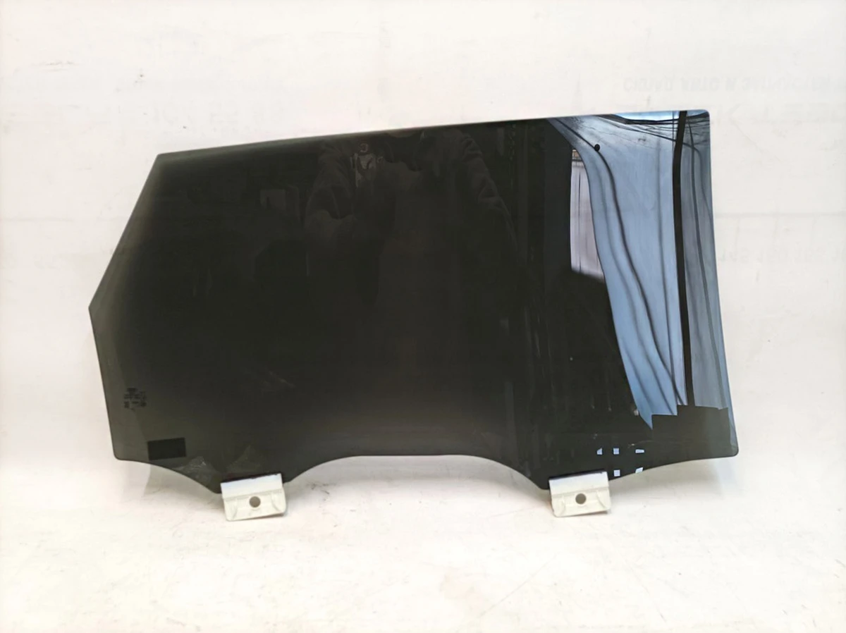 Rear left door glass (multi-layer) tinted Audi E-tron 4KE845025A