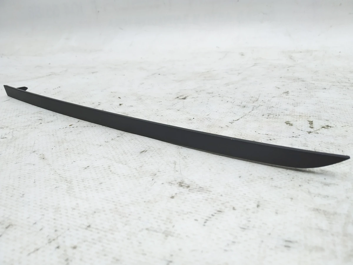 Front bumper molding decorative left Audi E-tron 4KE853333