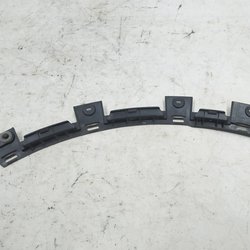 Кронштейн розширювача колісної арки задньої лівий Audi E-tron 4KE853587