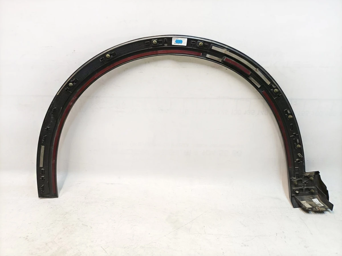 Front right wheel arch extension Paint code: LY9T Audi E-tron 4KE853718A