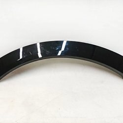 Розширювач колісної арки правий задній Код фарби: LY9T Audi E-tron 4KE853818A