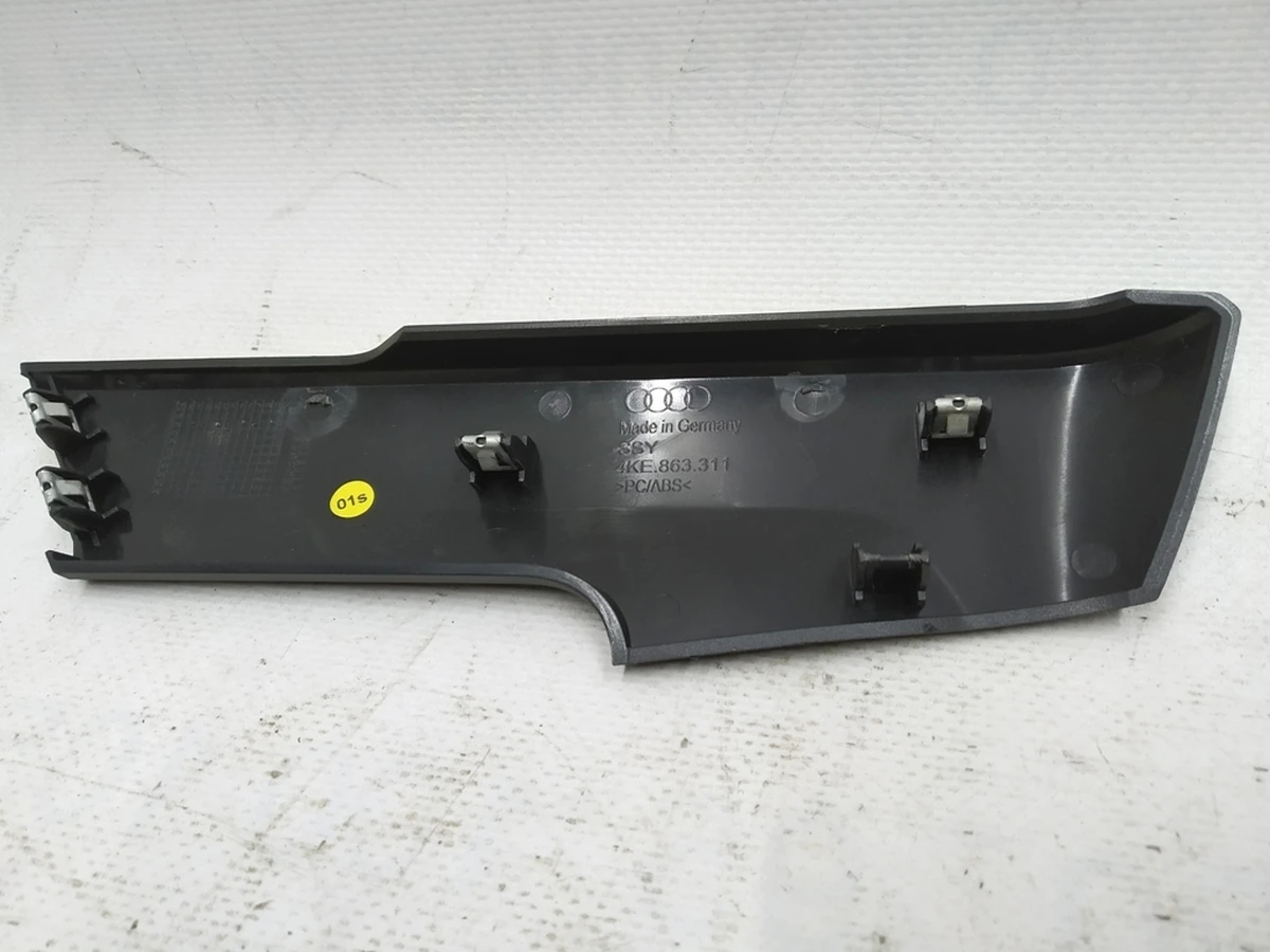 Side trim for center console left 6PS soul black Audi E-tron 4KE863311