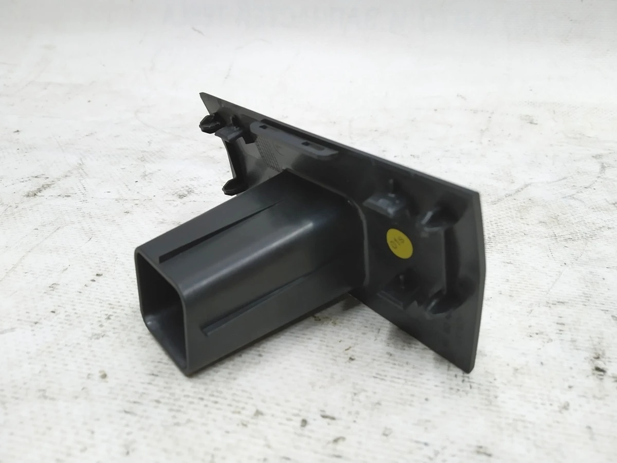 Center console inner rear cup holder trim Audi E-tron 4KE863400