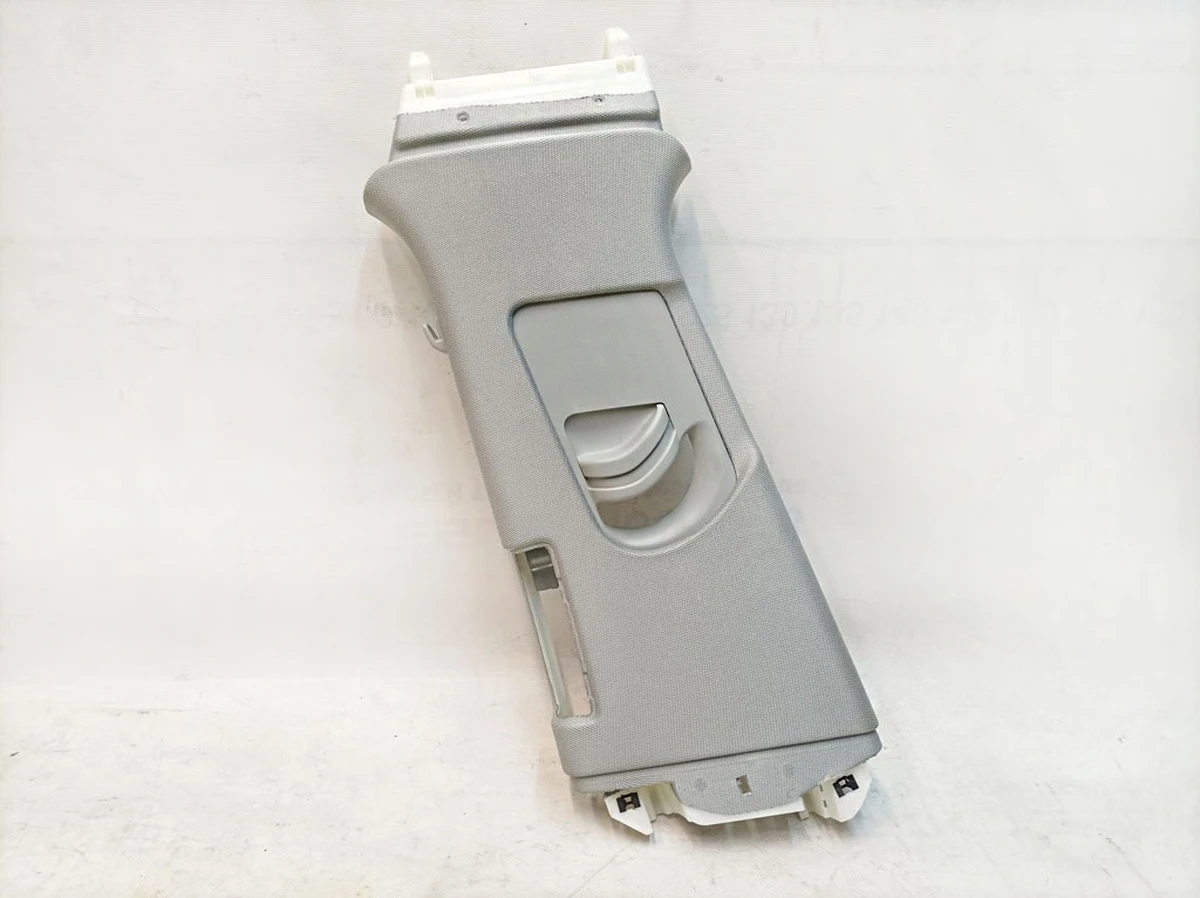 Облицювання стійки B ліва верхня mondsilber 3FW Audi E-tron 4KE867243B