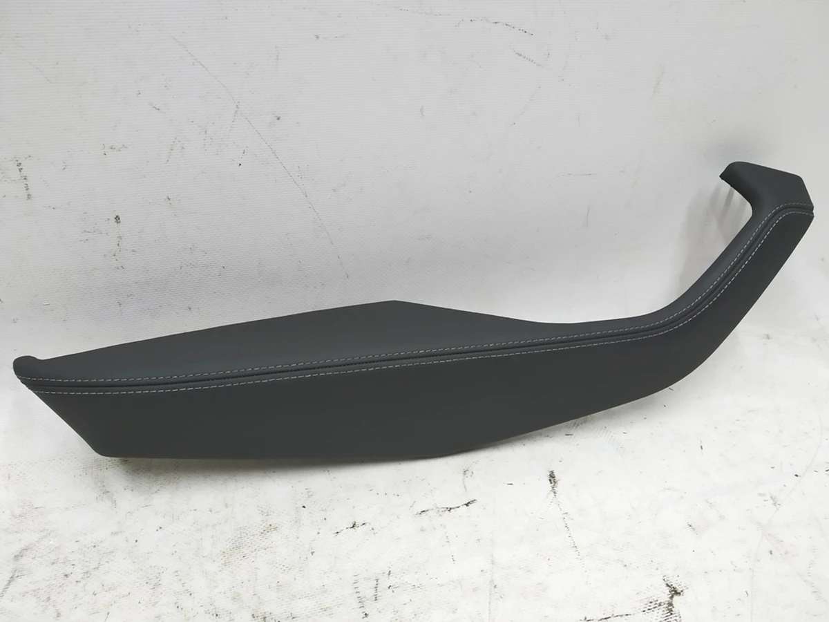 Door card armrest rear left WJC soul/felsgrau Audi E-tron 4KE867373B