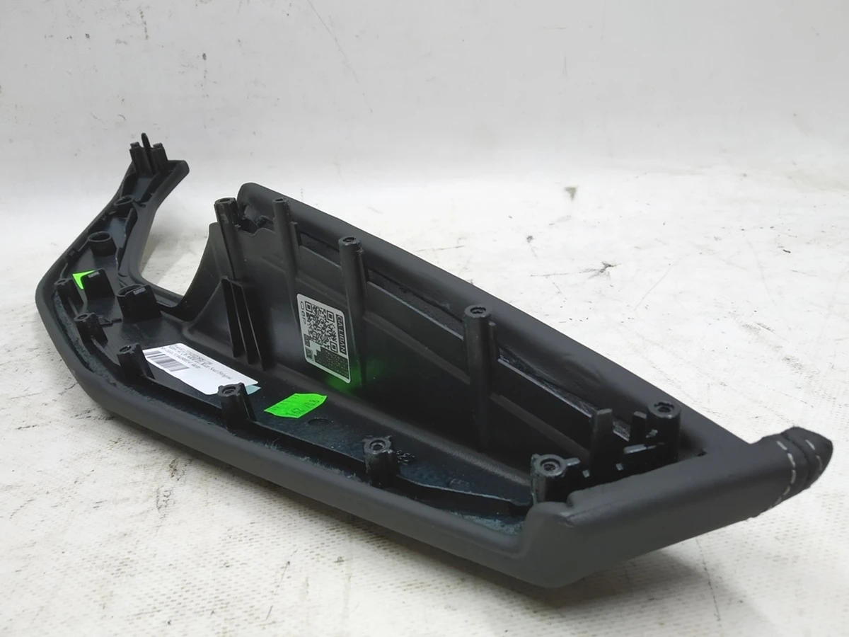 Door card armrest rear left WJC soul/felsgrau Audi E-tron 4KE867373B