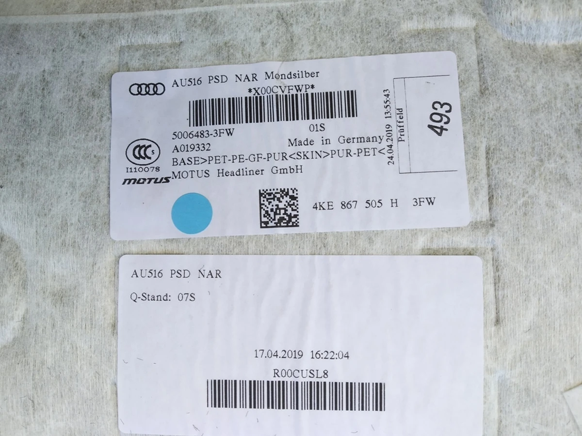 Ceiling panel 3FW (textile) damaged Audi E-tron 4KE867505H