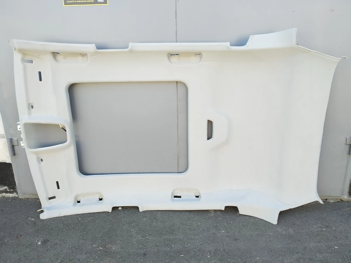 Ceiling panel 3FW (textile) damaged Audi E-tron 4KE867505H