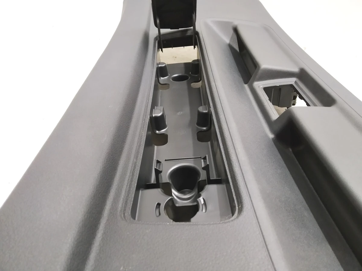 Audi E-tron trunk lid trim 4KE867973