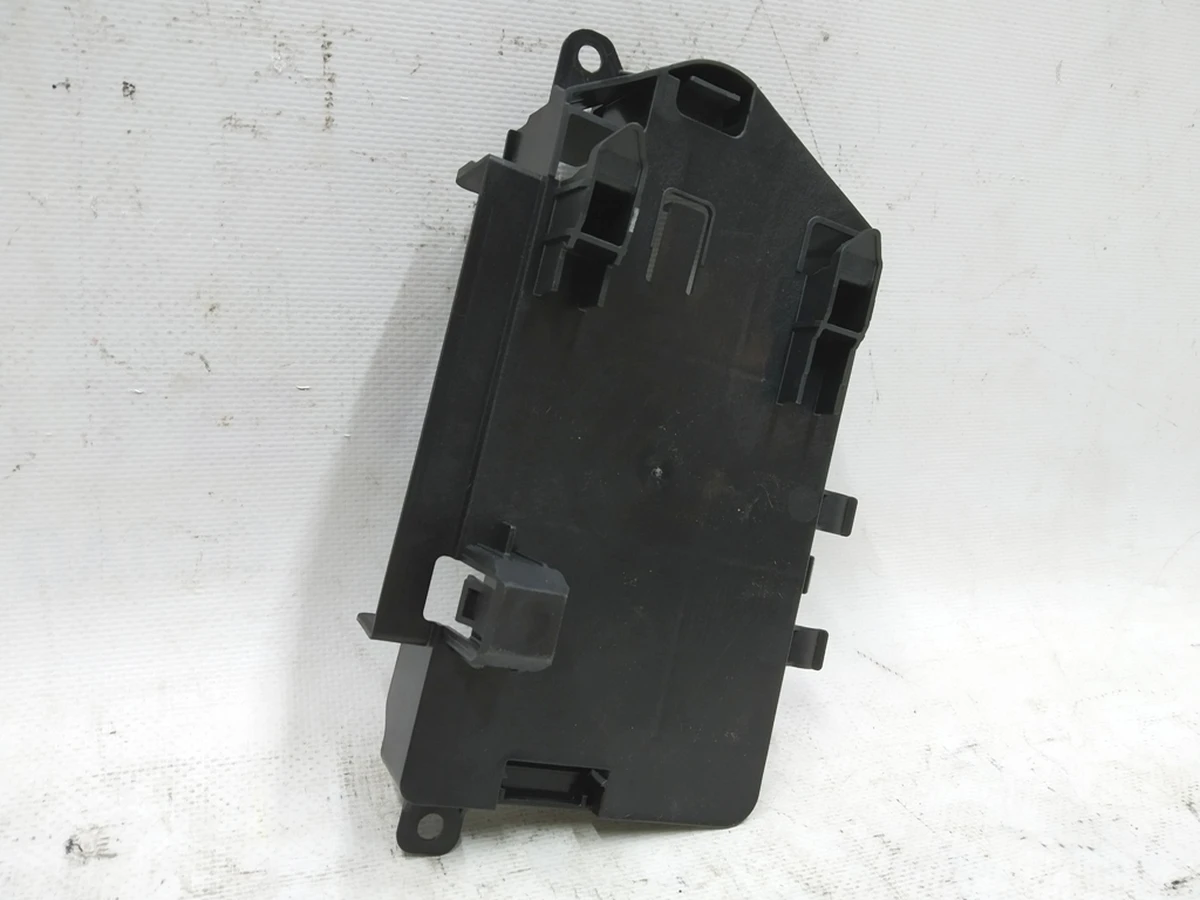 Engine control unit bracket Audi E-tron 4KE907371