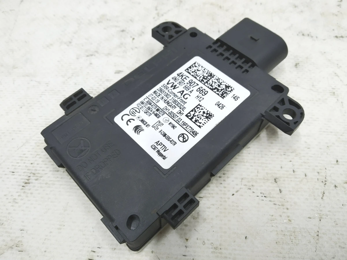 Object recognition system control unit right Audi E-tron 4KE907669