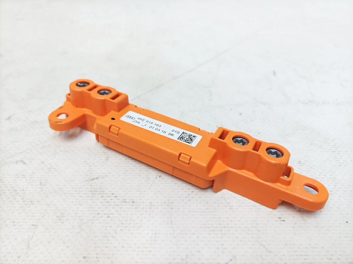 Високовольтний з'єднувач внутрішній Audi E-tron 4KE915163