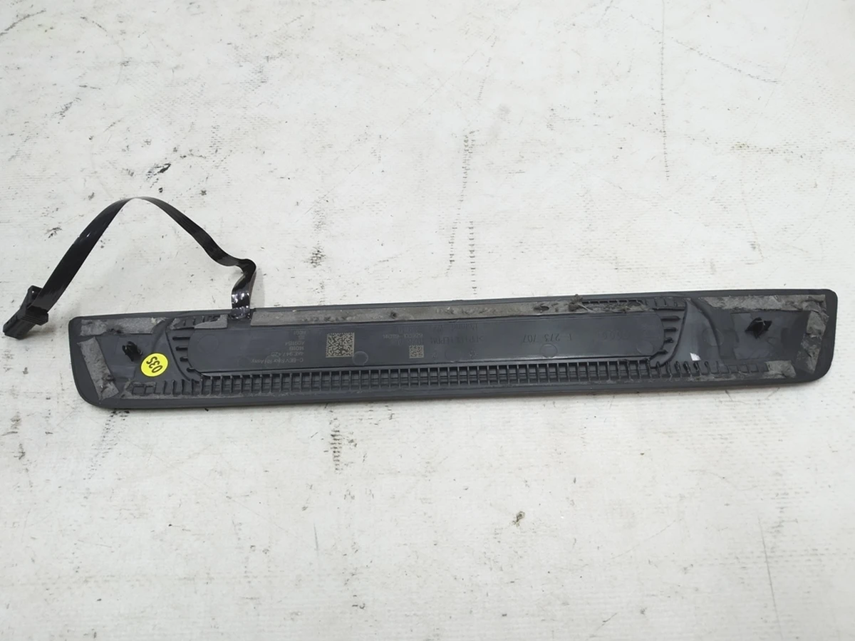 Накладка порога заднього правого з підсвічуванням Audi E-tron 4KE947428