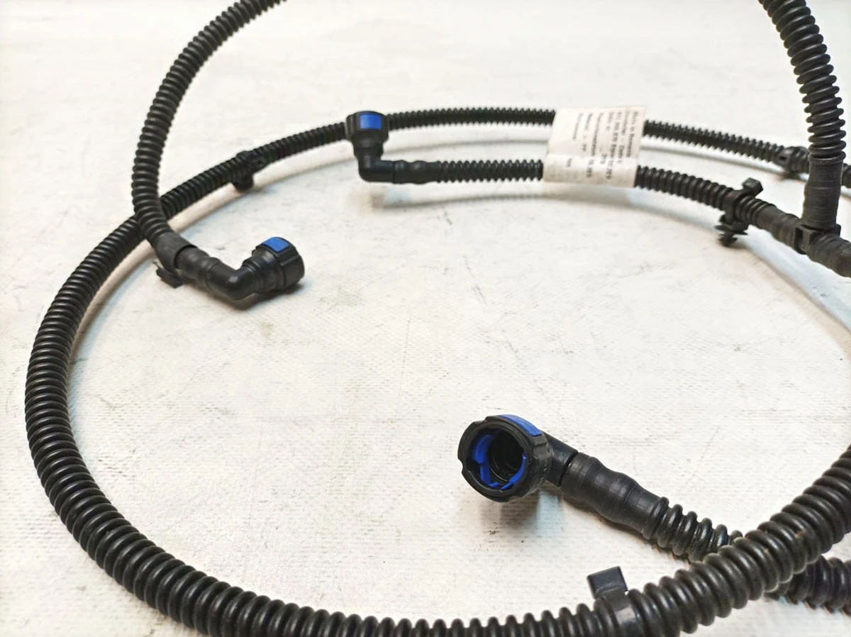 Шланг системи омивача фар Audi E-tron 4KE955970