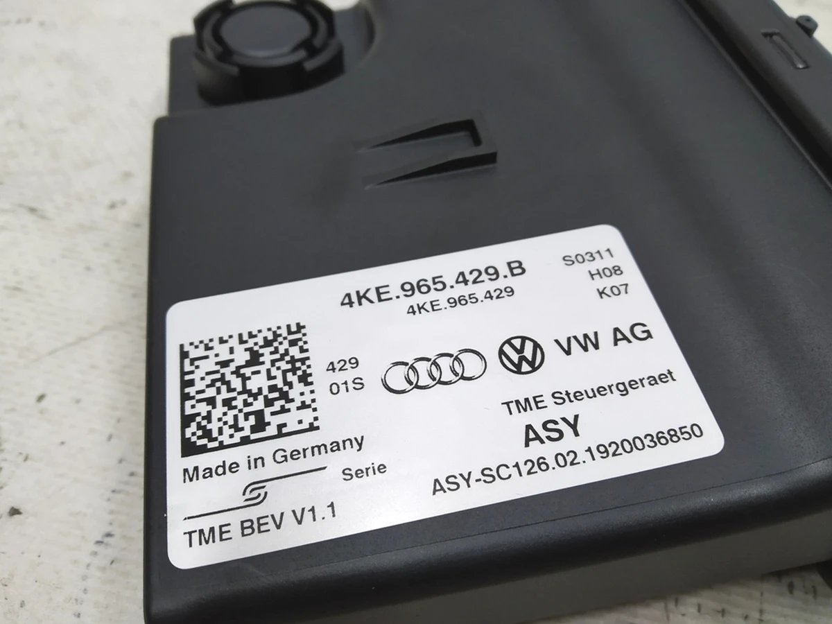 Thermal management control unit Audi E-tron 4KE965429B