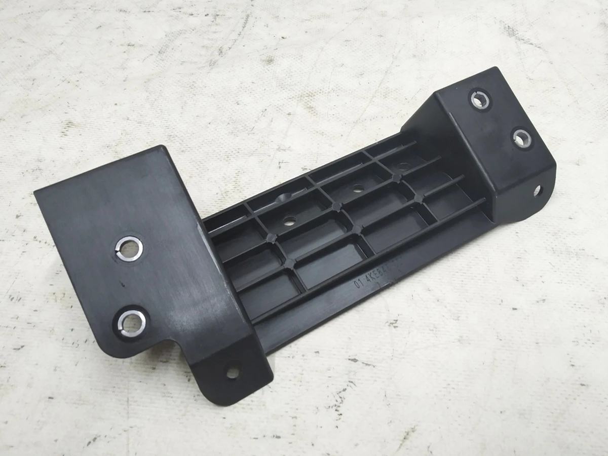 Кронштейн высоковольтных проводов Audi E-tron 4KE971845G