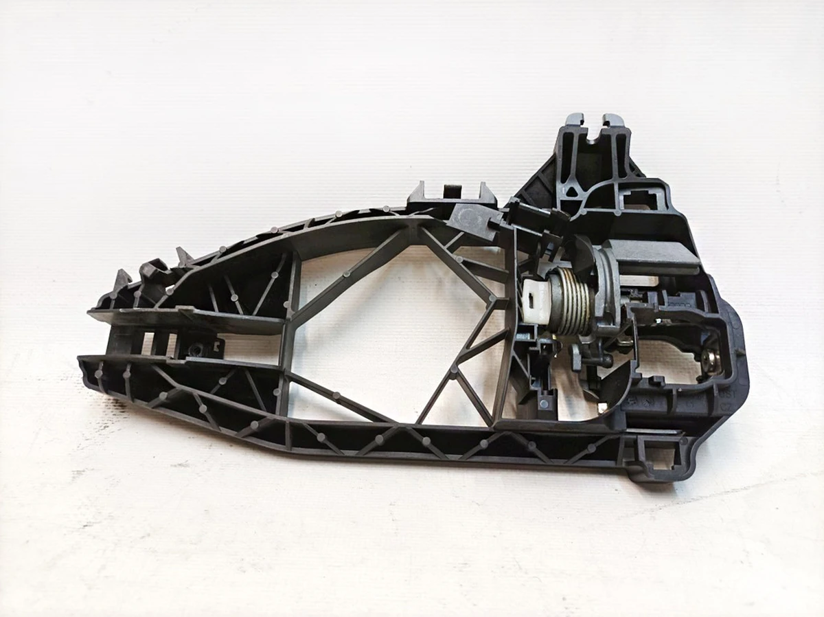 Front left outer door handle housing with opening mechanism Audi E-tron 4KL837811