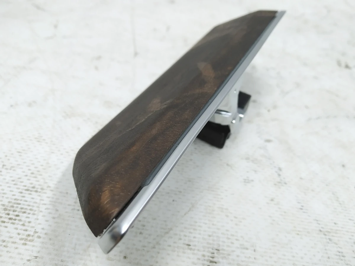 Накладка декоративна передньої панелі з підсвічуванням горіх коричневий Audi E-tron 4KL853189E