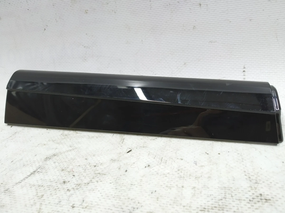 Накладка панели управления и индикации центральной консоли верх Audi E-tron 4KL863289