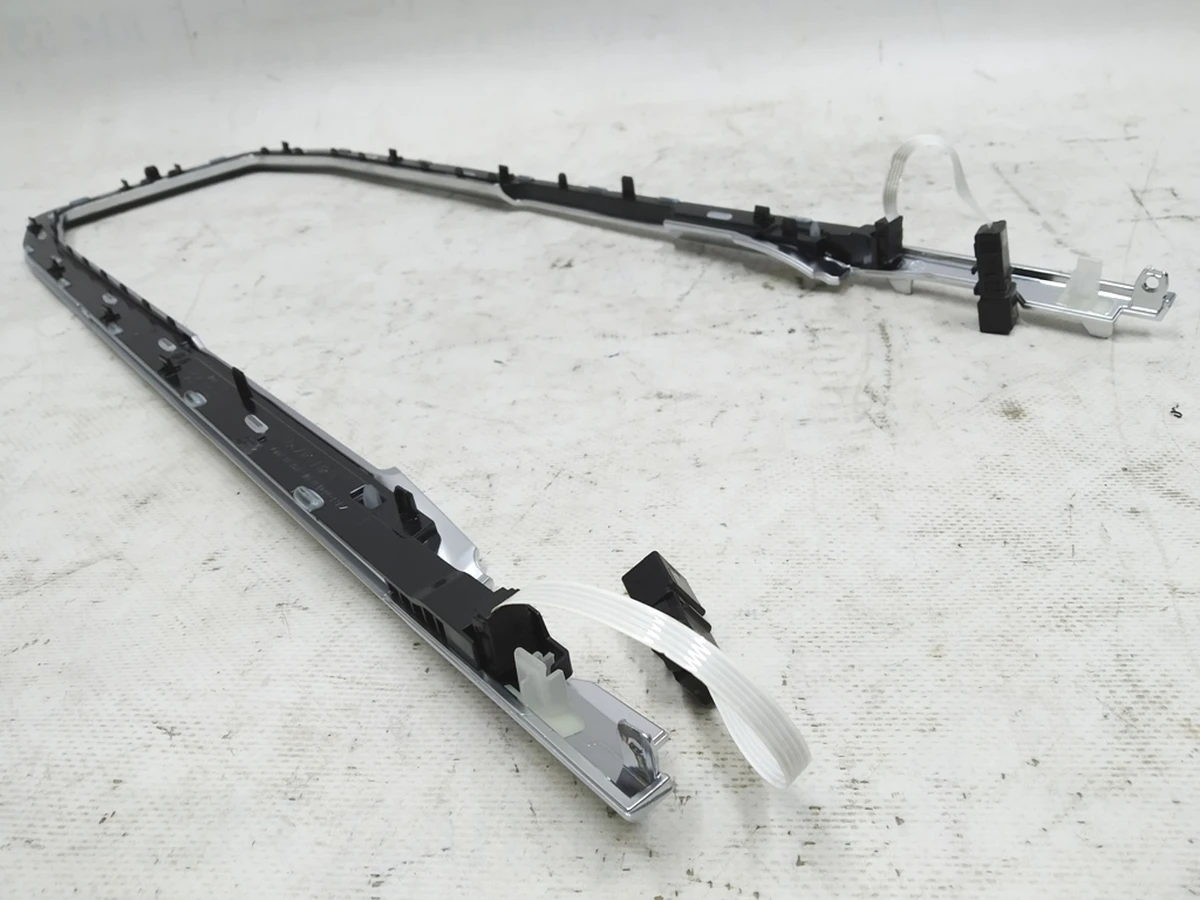 Cover decorative center console with illumination Audi E-tron 4KL947209