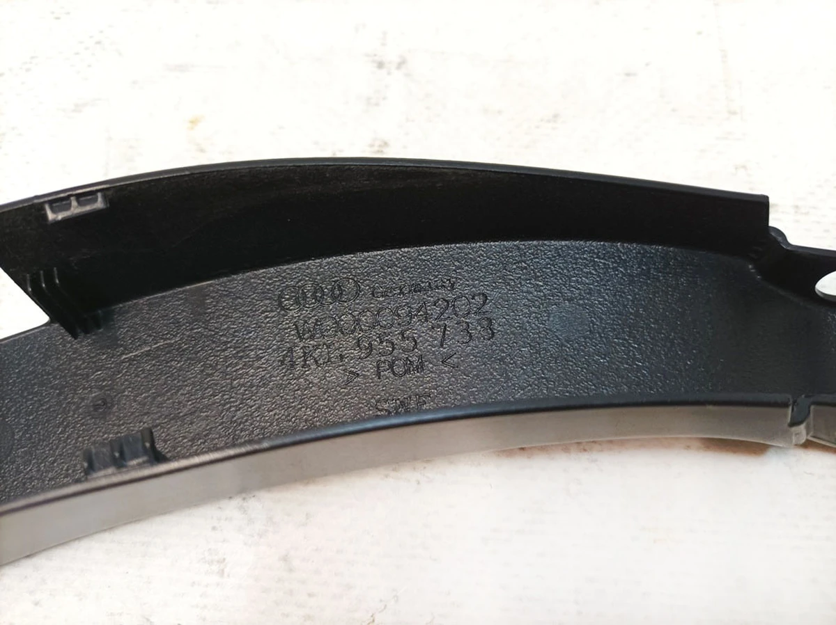 Windshield wiper arm trim, right Audi E-tron 4KL955738