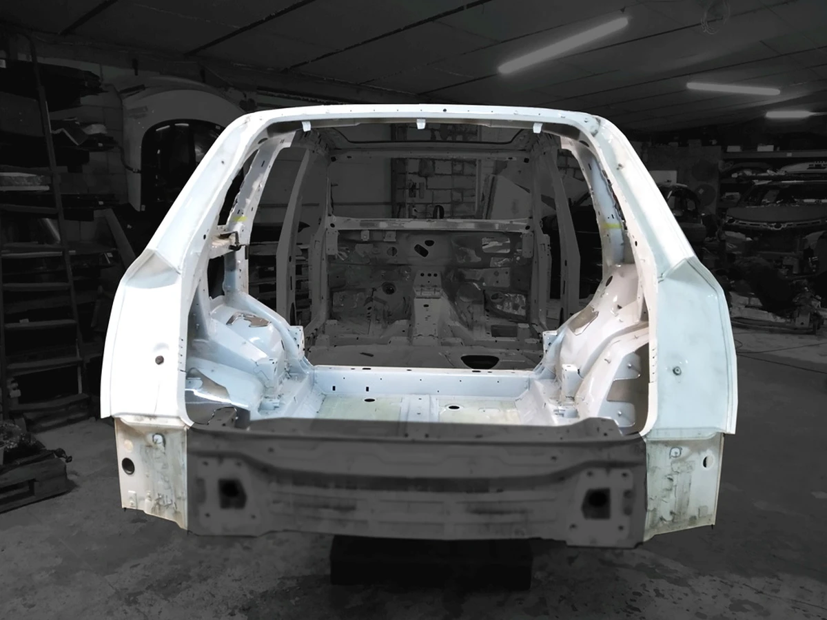 Кузов відрізна частина ззаду без задньої панелі Audi Q7 4M0802069